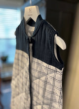Load image into Gallery viewer, Quilted Muslin Sleep Bag
