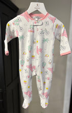 Load image into Gallery viewer, Zipper Footie - Traveler
