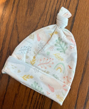 Load image into Gallery viewer, Bamboo Baby Knotted Gown With Beanie - Sweet Sea
